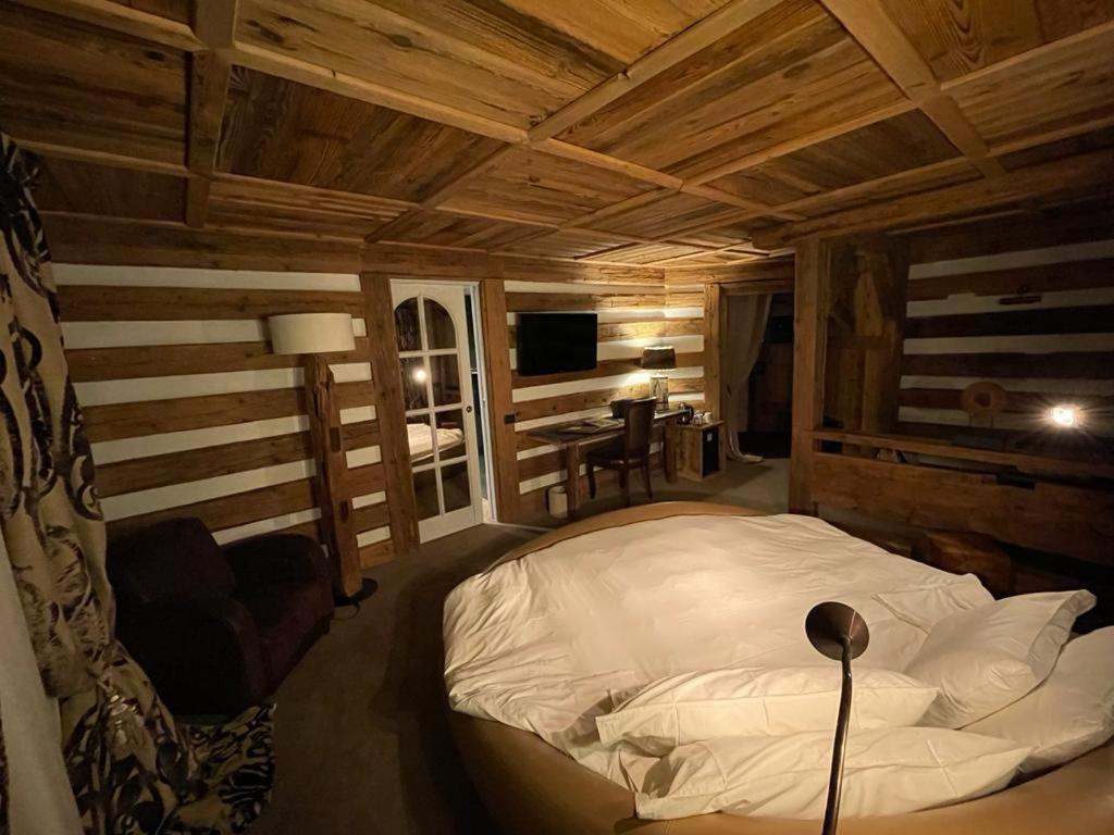 Relais Du Chateau Blanc La Thuile Εξωτερικό φωτογραφία